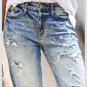 New from our boutique Layla paint splat jeans!